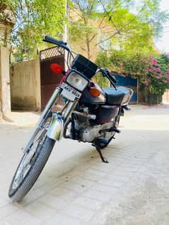 Honda CG 125 2022 model,(used)