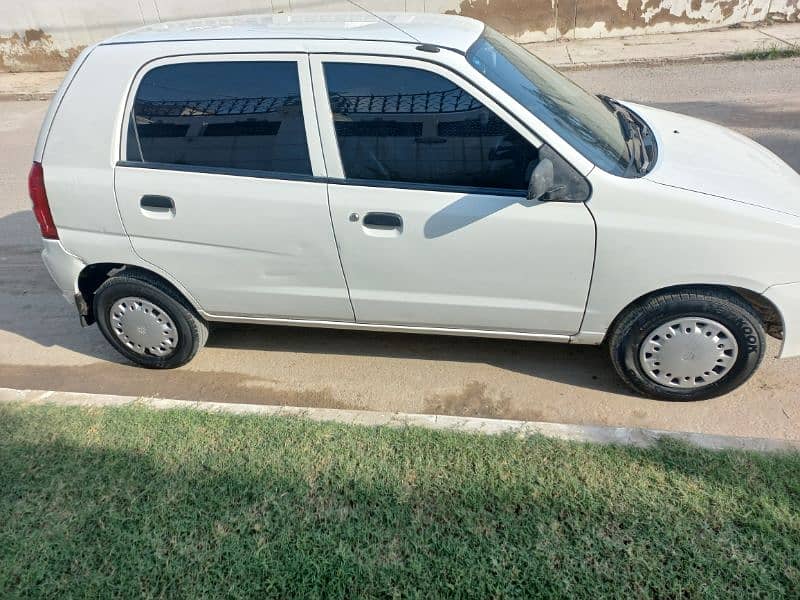 Suzuki Alto 2011 3