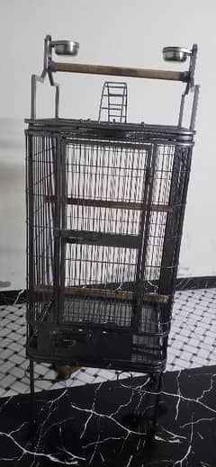 cage for makkao african grey caca too