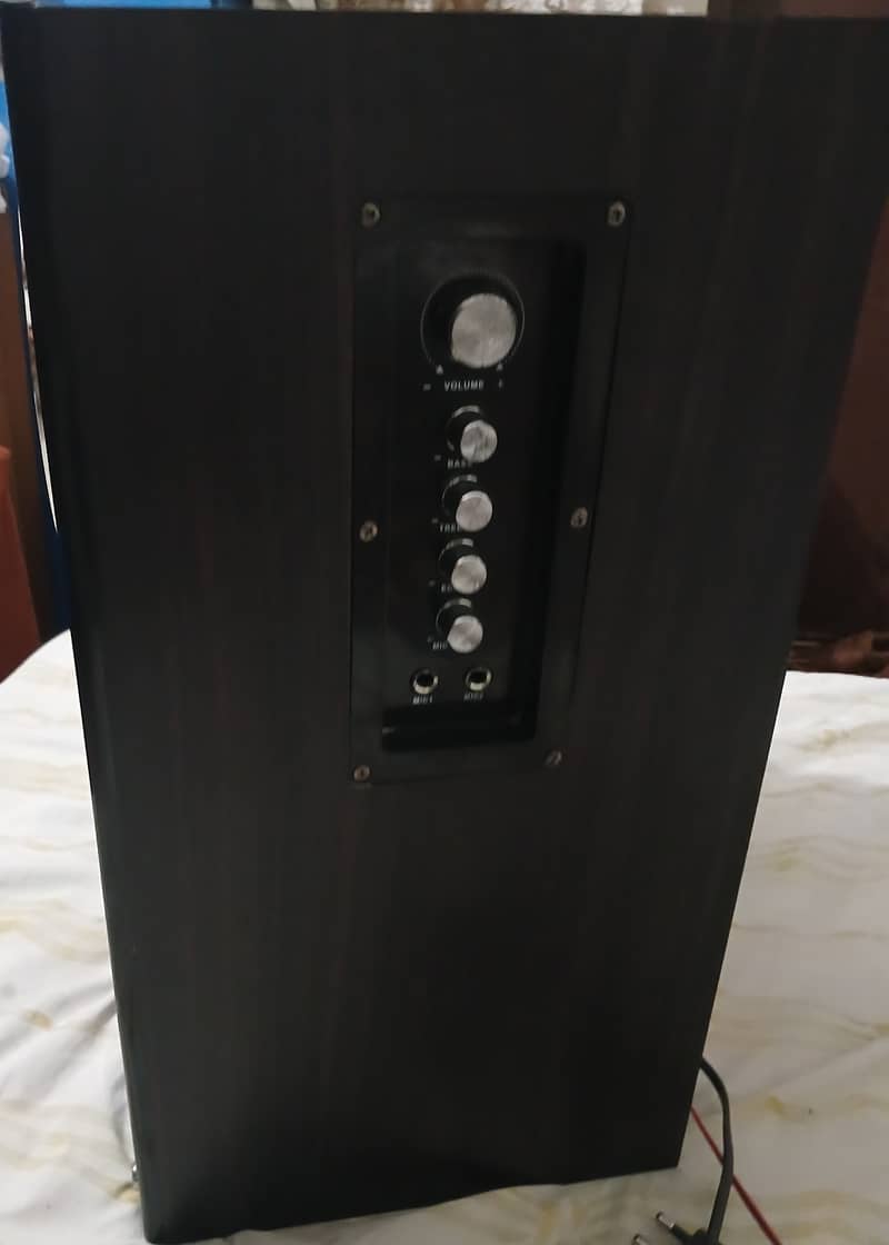 AUDIONIC CLASSIC 5 SPEAKERS FOR SALE 3