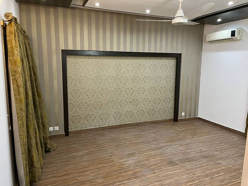 1 Kanal Upper Portion With Separate Gate Available for Rent in K Block DHA Phase 1 Lahore 1