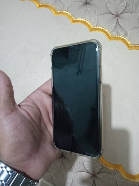 i phonex nonpta/256gb/battery health 76/truetone on h/condition 10/10. 2