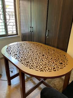 6 chair 1 big table dining table. Condition 8/10