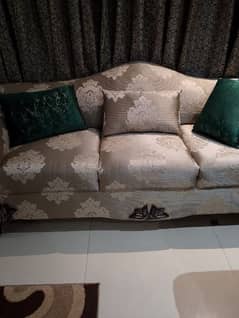 6 seater sofa new condition with