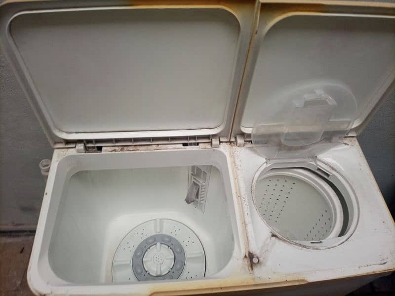 Kenwood Washing machine + Dryer 2