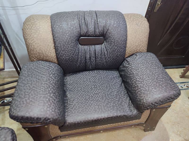 6 Seater Sofa Set / 3 Wooden Tables / Wooden Sofas / Sofa Set 2