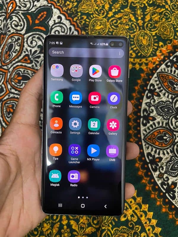 Samsung s10 plus 3