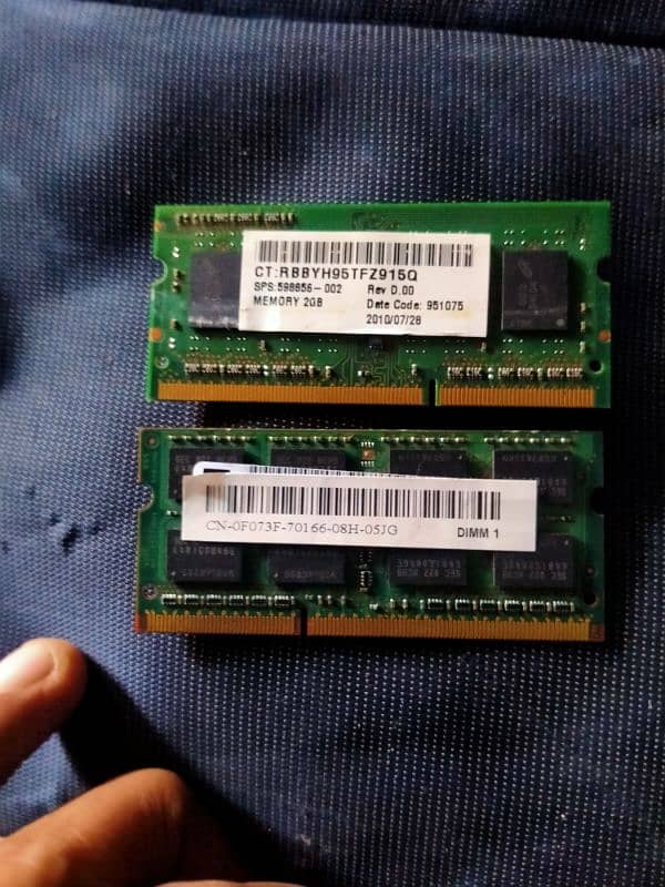 Laptop 2 ram 1