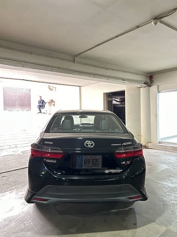 Toyota Corolla Altis 2022 black color 3