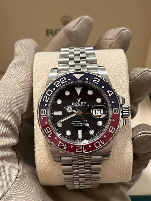 WATCH BUYER | Rolex GMT-Master II Hublot Classic Fusion Cartier Tank 2