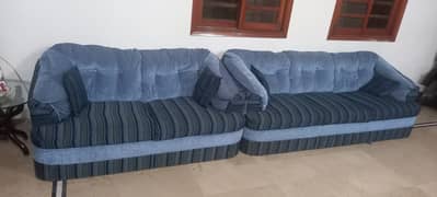 7 seater sofa set in good condition.