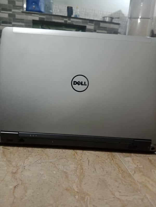 Dell Latitude Laptop for Gaming And Graphic Designing 10/10 condition 2