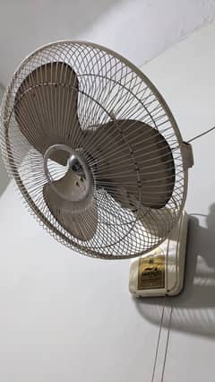 Wahid fan good condition no any repairs original condition