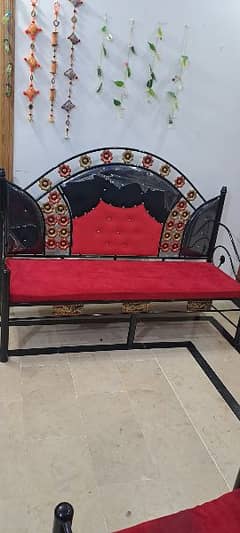 iron sofa set complete 5 seater.