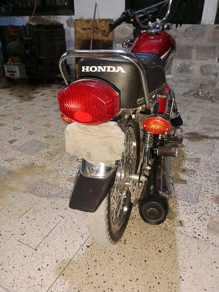 honda 125 2023 6