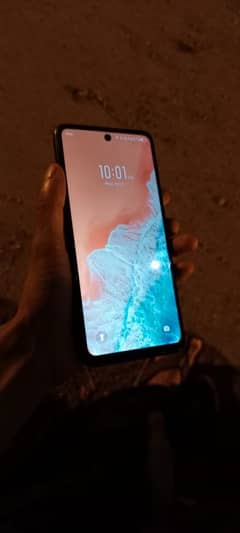 Infinix smart 8 plus 4gb 64gb