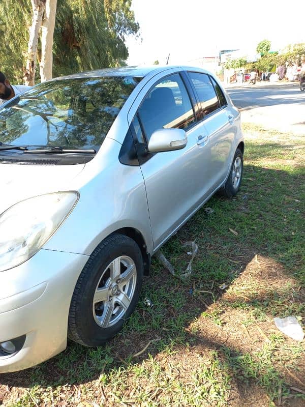 Toyota Vitz 2009 1