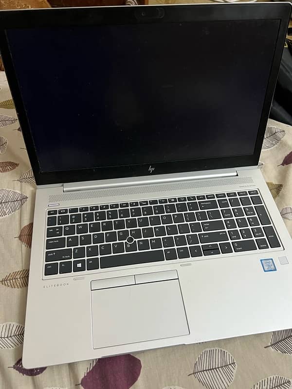 HP Elitebook G5 | i5 8th Gen 1