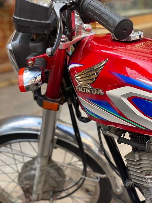 Honda  cg 125 khi 9