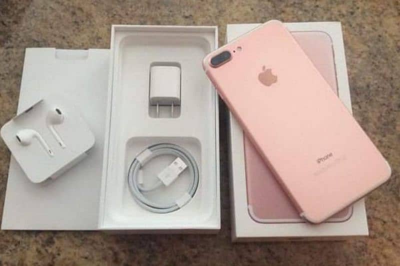 iphone 7plus 128GB with full box 0