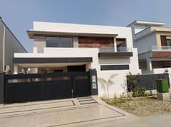 1 Kanal Brand New Design Super Out House Prime Hot For Sale dha Phase5