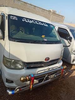 Toyota hiace GL 214 2012 model 17 registry