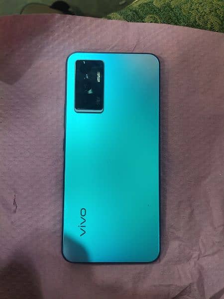 vivo v23e 8/128 with box original charger 7