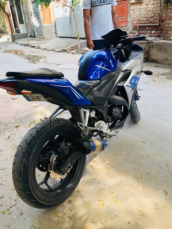 yamaha R3six gares 1