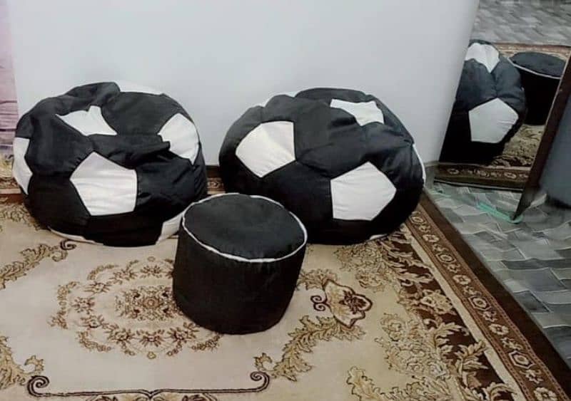 Pack of 3 Football Xl Bean bag adults size 8