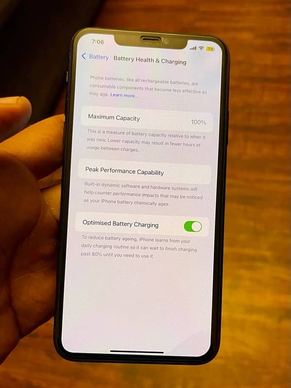 iPhone 11 Pro Max 100 health 64gb PTA approved 1