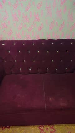 i want to sell sofa  2 seater urgent sell in A good condition