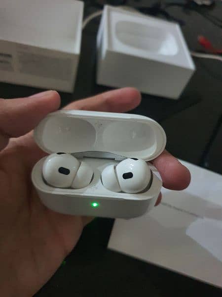 Apple AirPods pro 2 type C 3