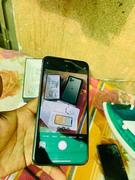 IPhone 11 Pro Max (256gb PTA)urgent Sale 6