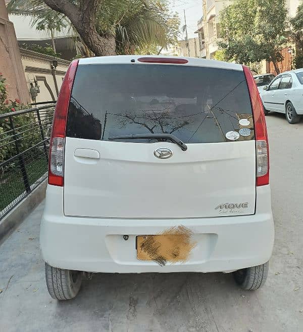 Daihatsu Move 2008-13 Pearl White 4