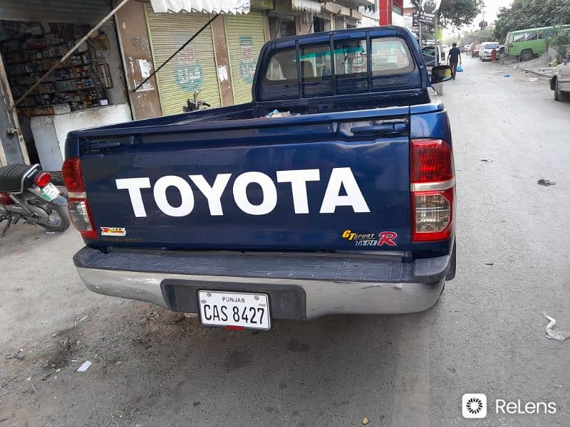 Toyota Hilux Vigo Single caban 4