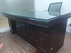 Office table with mirror and a chair  8\10 25k final 0