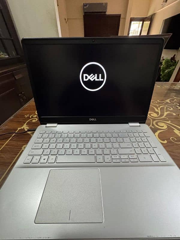 Dell Inspiron 5584 Core i5 8th Generation 0