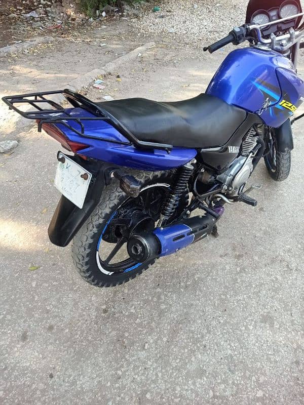 Yamaha YBR G (2018) 5