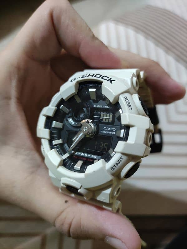 G SHOCK GA-700-7ADR 1