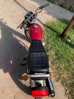 Honda 125 Lush condition One hand use