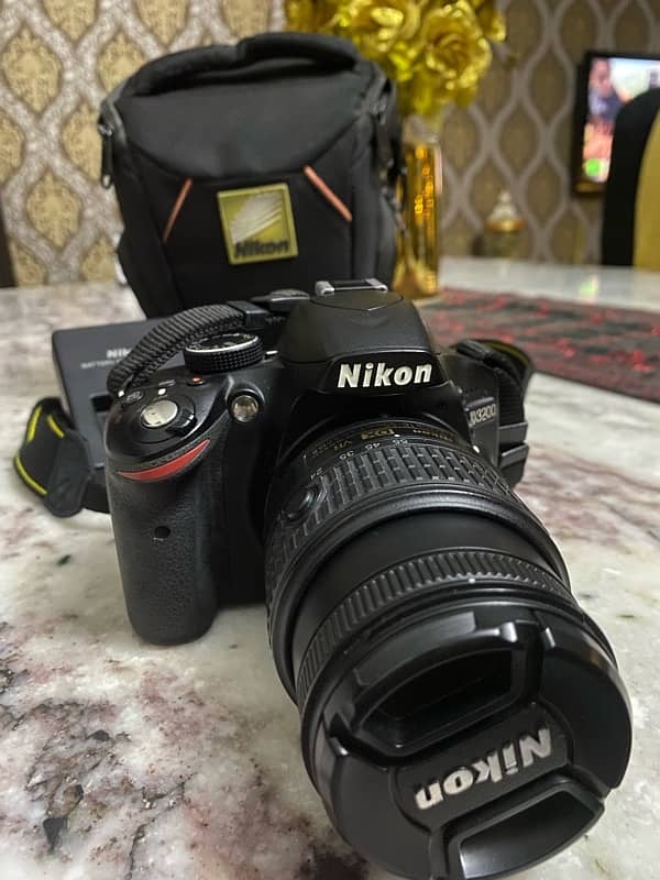 For Sale: DSLR D32 – Great Condition! 1