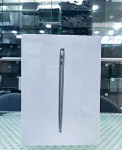 MACBOOK Air M1 2020 Brand New box pack