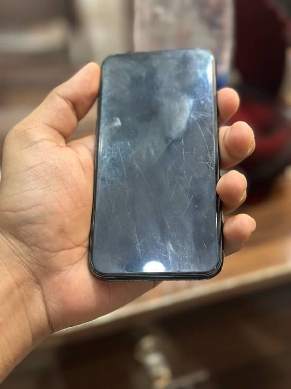 iphone 11 pro PTA approved 5