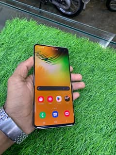 Samsung Galaxy S10 plus 5G  8/256 0