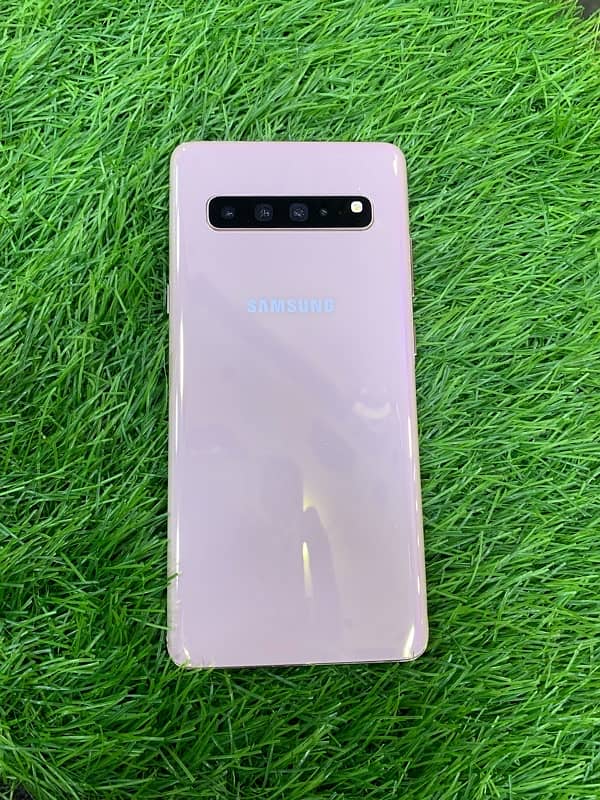 Samsung Galaxy S10 plus 5G  8/256 2