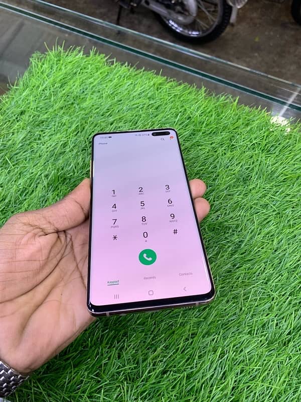 Samsung Galaxy S10 plus 5G  8/256 3