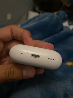 Airpods 2 gen Full new with box Hardly 4 days used Original