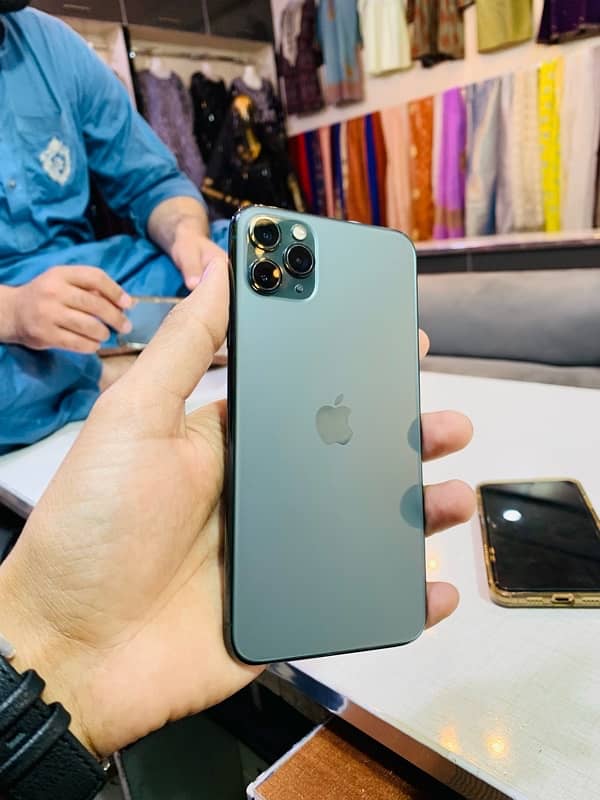 Iphone 11 pro max 256 Pta Approved 9