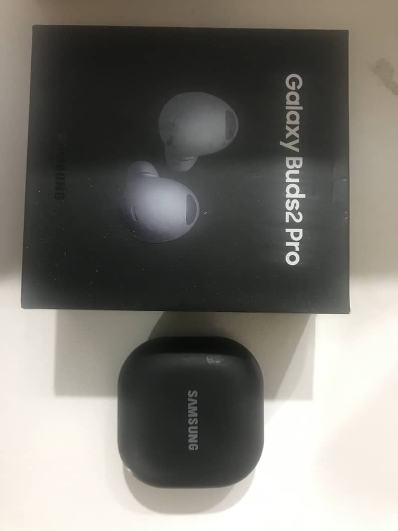 Samsung Galaxy Buds 2 Pro Wireless Earbuds 4