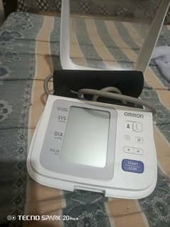 Blood Pressure Monitor Device of Omron